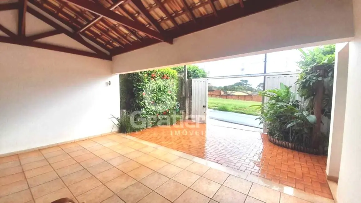 Casa com 3 quartos à venda, 330m2 em Vila Harmonia, Araraquara - SP - imagem 3 Foto 3 de Casa com 3 quartos à venda, 330m2 em Vila Harmonia, Araraquara - SP