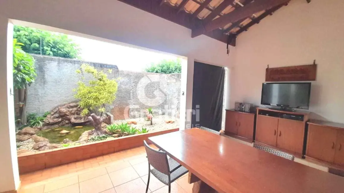 Foto 22 de Casa com 3 quartos à venda, 330m2 em Vila Harmonia, Araraquara - SP