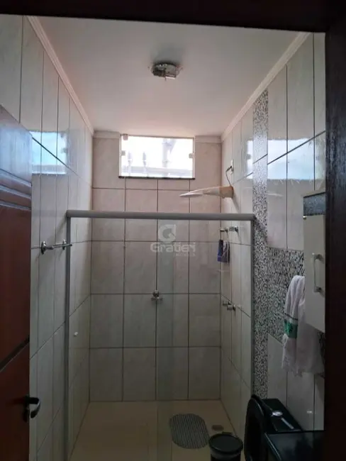 Sobrado com 2 quartos à venda, 350m2 em Vila Melhado, Araraquara - SP - imagem 7 Foto 7 de Sobrado com 2 quartos à venda, 350m2 em Vila Melhado, Araraquara - SP