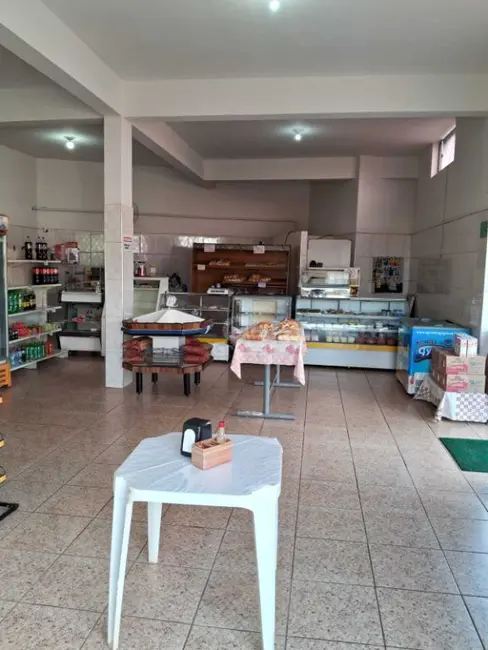 Sobrado com 2 quartos à venda, 350m2 em Vila Melhado, Araraquara - SP - imagem 6 Foto 6 de Sobrado com 2 quartos à venda, 350m2 em Vila Melhado, Araraquara - SP