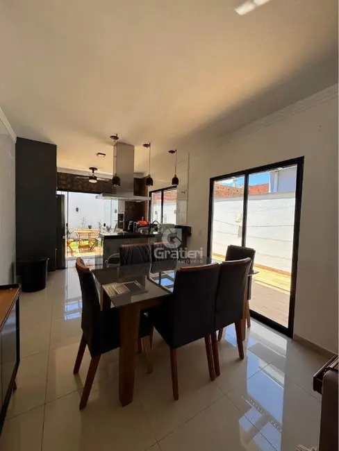 Foto 7 de Casa de Condomínio com 3 quartos à venda, 125m2 em Araraquara - SP