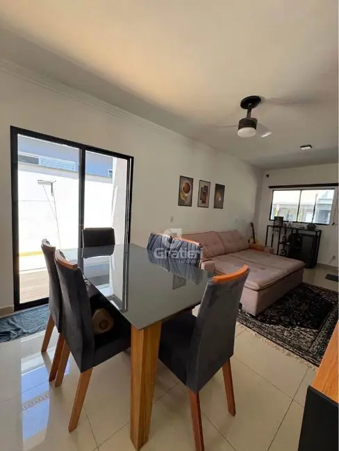 Foto 8 de Casa de Condomínio com 3 quartos à venda, 125m2 em Araraquara - SP