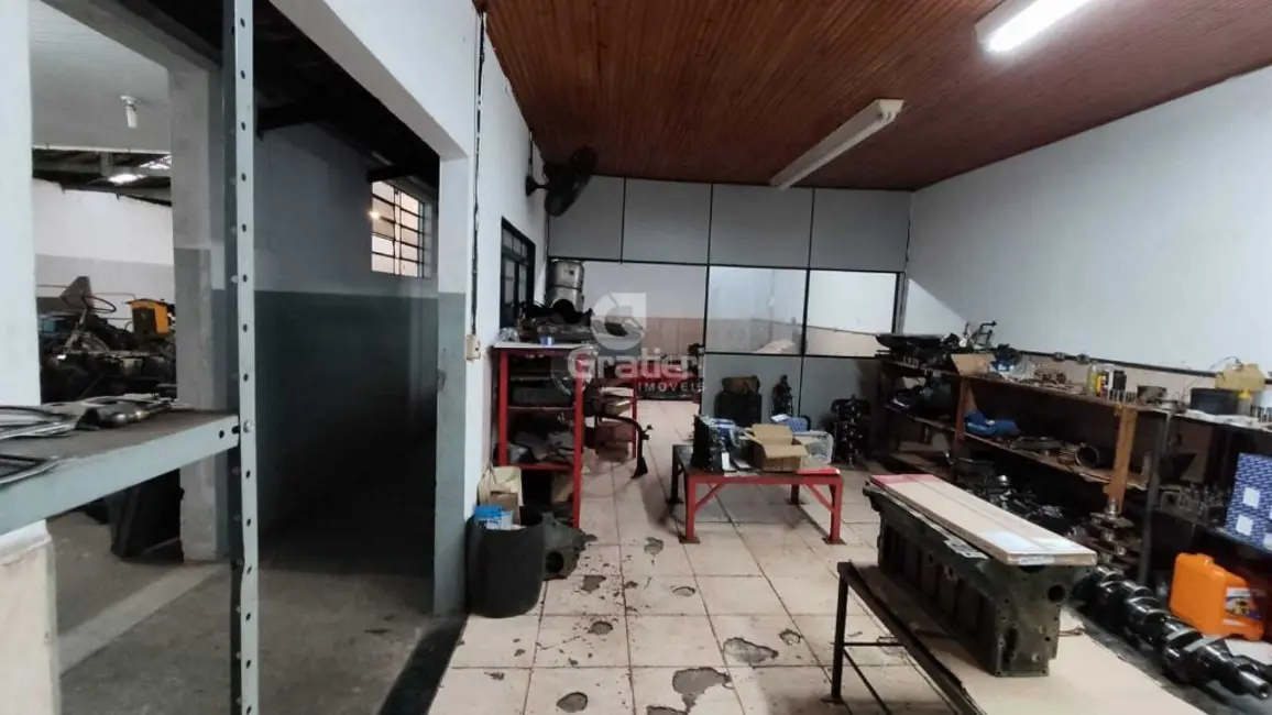 Armazém / Galpão à venda, 608m2 em Vila Bela Vista, Araraquara - SP - imagem 8 Foto 8 de Armazém / Galpão à venda, 608m2 em Vila Bela Vista, Araraquara - SP