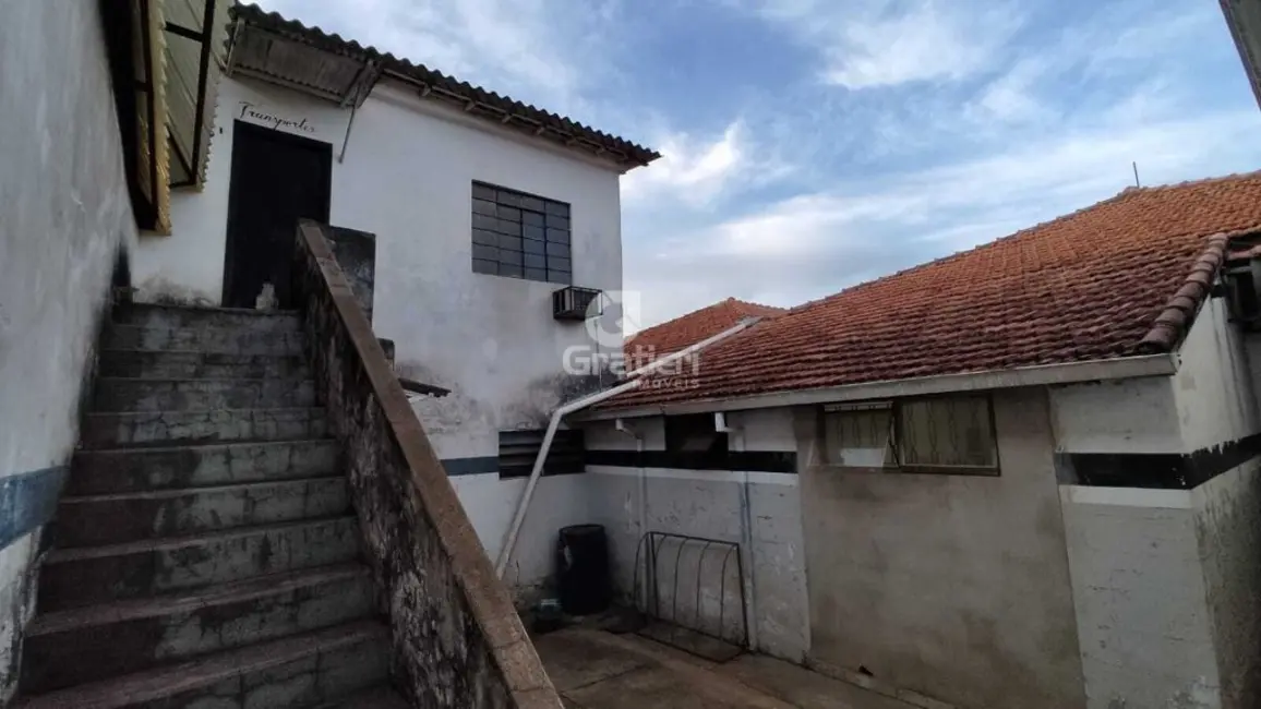 Foto 2 de Armazém / Galpão à venda, 608m2 em Vila Bela Vista, Araraquara - SP