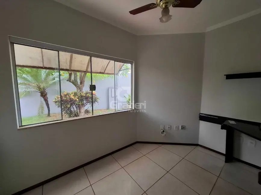 Foto 2 de Casa com 3 quartos à venda, 209m2 em Jardim Higienópolis, Araraquara - SP