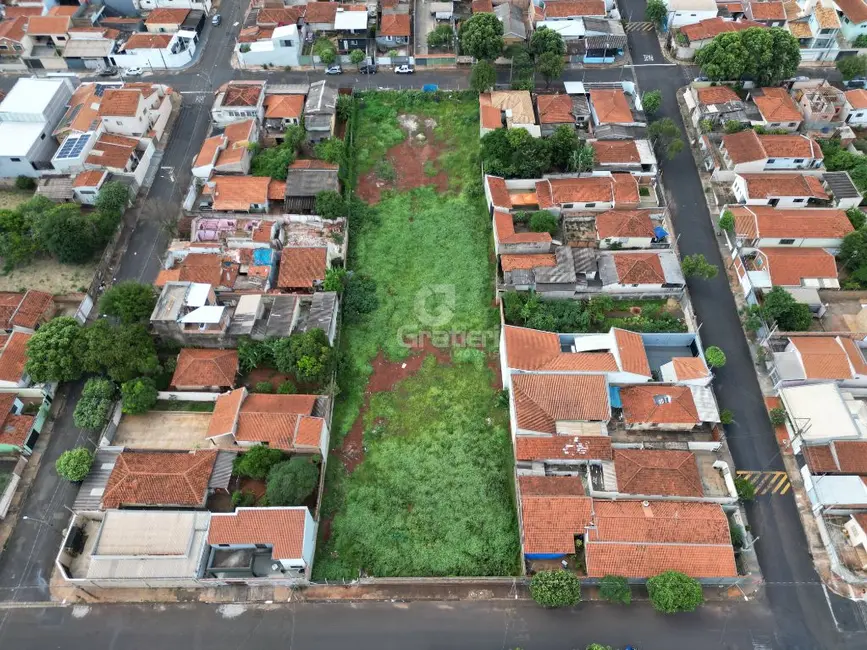 Terreno / Lote à venda, 3114m2 em Jardim do Carmo, Araraquara - SP - imagem 4 Foto 4 de Terreno / Lote à venda, 3114m2 em Jardim do Carmo, Araraquara - SP