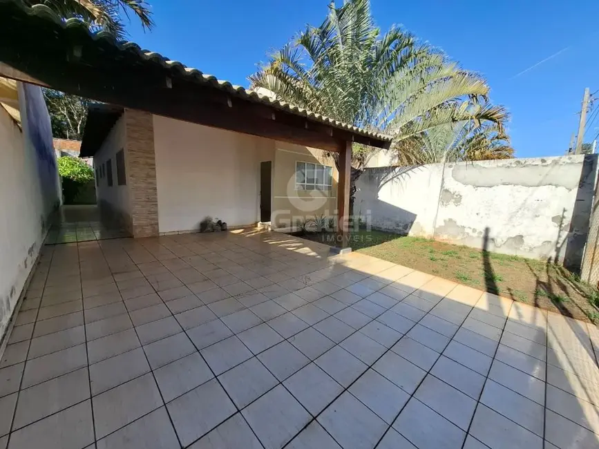 Foto 2 de Casa com 3 quartos à venda, 99m2 em Araraquara - SP