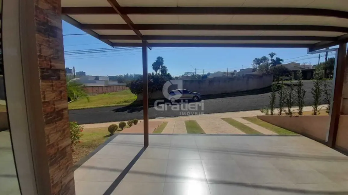 Casa de Condomínio com 3 quartos à venda, 139m2 em Jardim Dom Pedro I, Araraquara - SP - imagem 3 Foto 3 de Casa de Condomínio com 3 quartos à venda, 139m2 em Jardim Dom Pedro I, Araraquara - SP