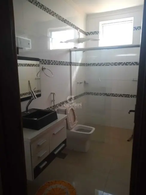 Sobrado com 3 quartos à venda, 365m2 em Vila Suconasa, Araraquara - SP - imagem 5 Foto 5 de Sobrado com 3 quartos à venda, 365m2 em Vila Suconasa, Araraquara - SP