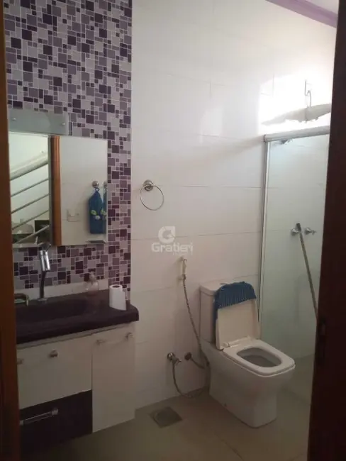 Sobrado com 3 quartos à venda, 365m2 em Vila Suconasa, Araraquara - SP - imagem 3 Foto 3 de Sobrado com 3 quartos à venda, 365m2 em Vila Suconasa, Araraquara - SP