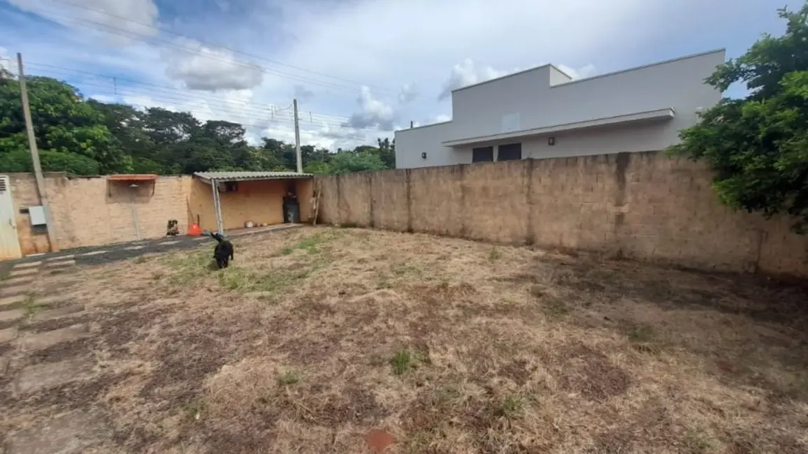 Foto 1 de Terreno / Lote à venda, 160m2 em Jardim Victório Antônio de Santi II, Araraquara - SP
