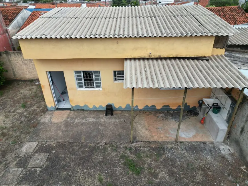 Casa à venda, 41m2 em Jardim Victório Antônio de Santi II, Araraquara - SP - imagem 8 Foto 8 de Casa à venda, 41m2 em Jardim Victório Antônio de Santi II, Araraquara - SP