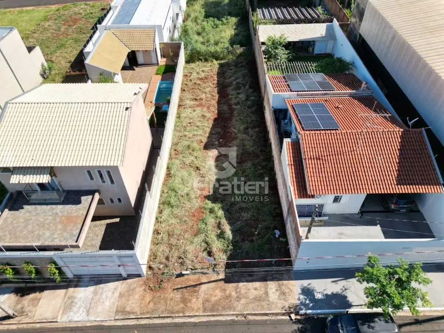 Foto 1 de Terreno / Lote à venda, 330m2 em Parque Laranjeiras, Araraquara - SP