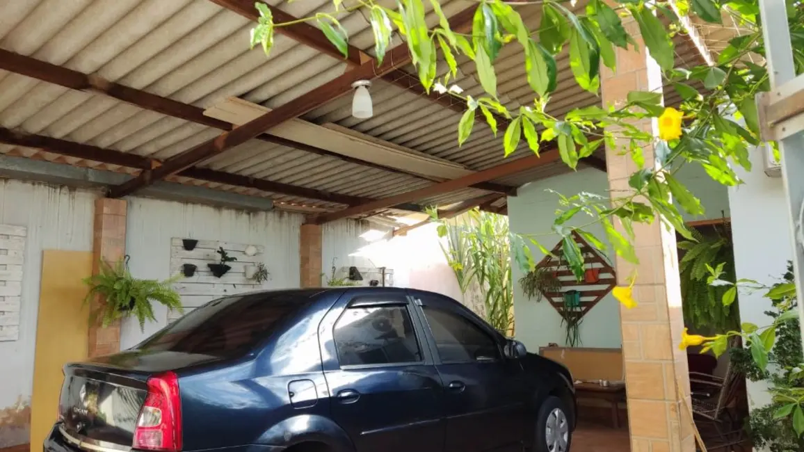 Casa com 2 quartos à venda, 100m2 em Jardim Roberto Selmi Dei, Araraquara - SP - imagem 6 Foto 6 de Casa com 2 quartos à venda, 100m2 em Jardim Roberto Selmi Dei, Araraquara - SP
