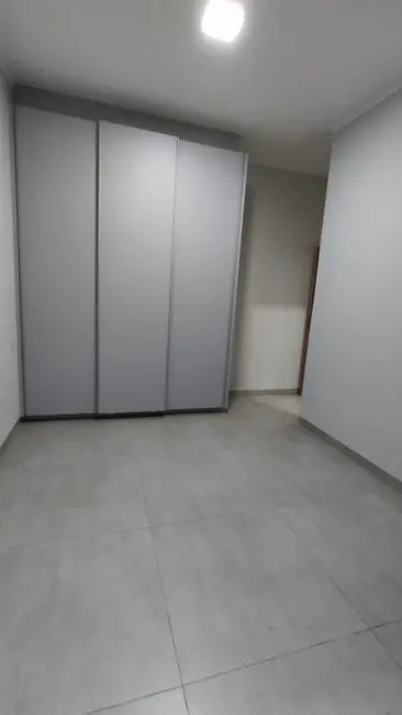 Casa de Condomínio com 3 quartos à venda, 179m2 em Residencial Village Damha, Araraquara - SP - imagem 5 Foto 5 de Casa de Condomínio com 3 quartos à venda, 179m2 em Residencial Village Damha, Araraquara - SP
