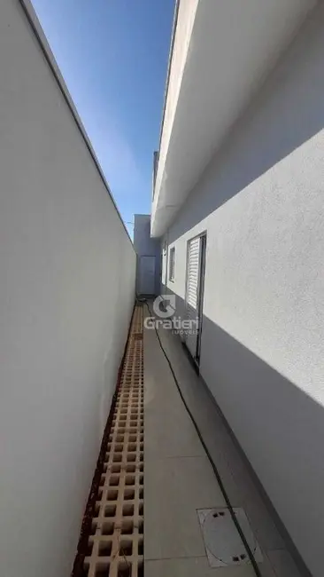 Casa de Condomínio com 3 quartos à venda, 131m2 em Parque Laranjeiras, Araraquara - SP - imagem 3 Foto 3 de Casa de Condomínio com 3 quartos à venda, 131m2 em Parque Laranjeiras, Araraquara - SP