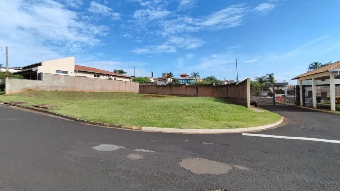 Foto 3 de Terreno / Lote à venda, 630m2 em Altos do Jaraguá, Araraquara - SP