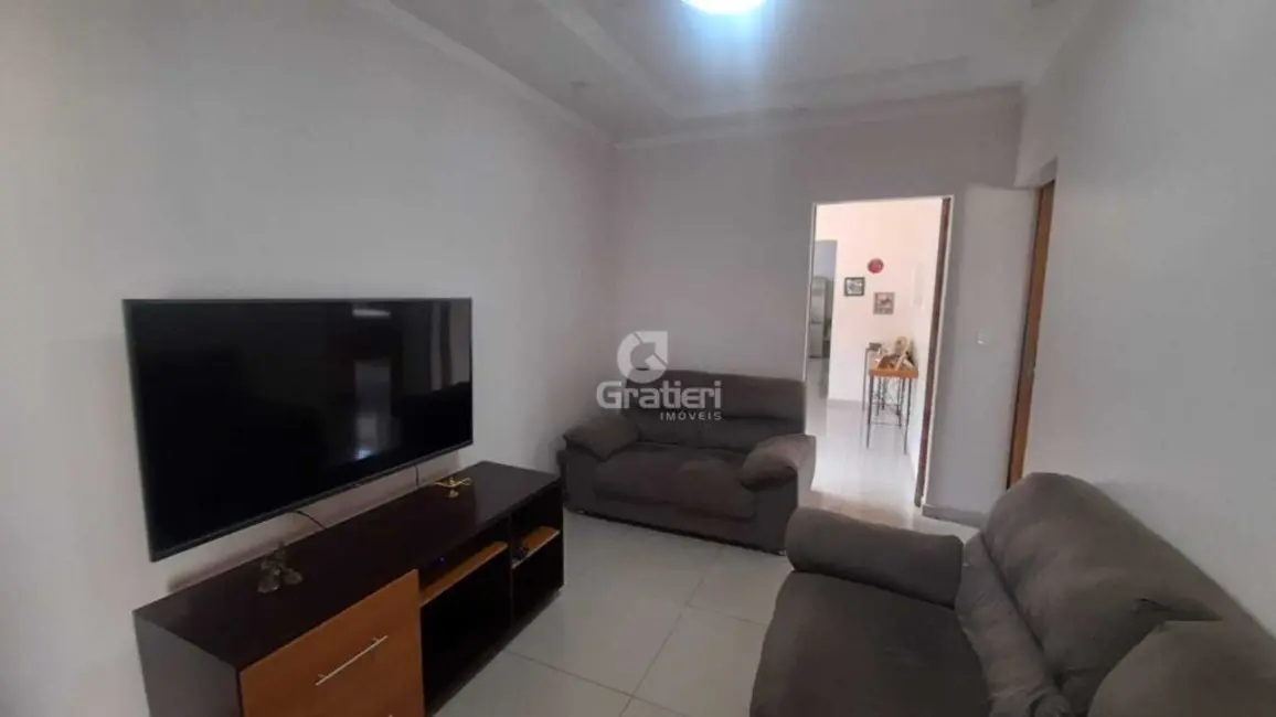 Casa com 2 quartos à venda, 197m2 em Jardim Uirapuru II, Araraquara - SP - imagem 4 Foto 4 de Casa com 2 quartos à venda, 197m2 em Jardim Uirapuru II, Araraquara - SP