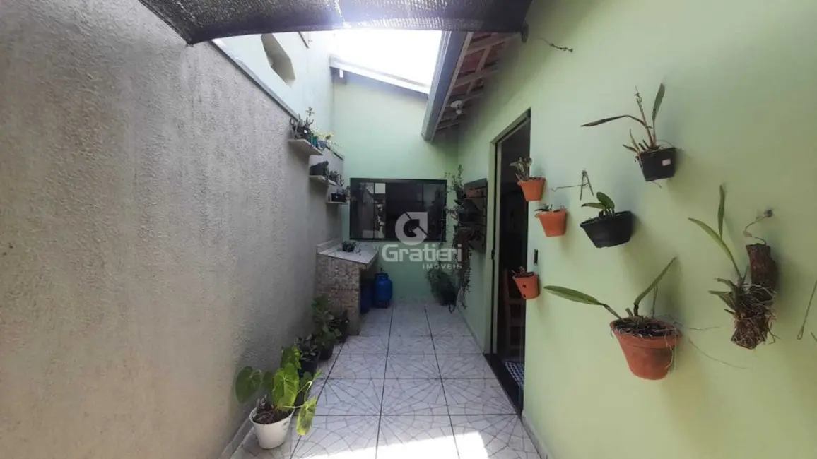 Casa com 2 quartos à venda, 197m2 em Jardim Uirapuru II, Araraquara - SP - imagem 7 Foto 7 de Casa com 2 quartos à venda, 197m2 em Jardim Uirapuru II, Araraquara - SP