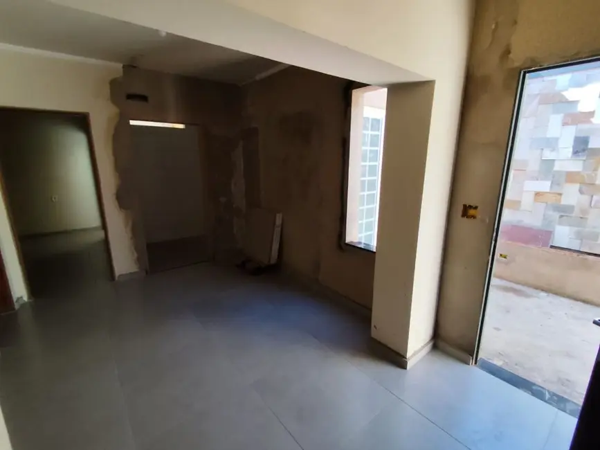 Loja com 3 quartos à venda, 352m2 em Centro, Araraquara - SP - imagem 8 Foto 8 de Loja com 3 quartos à venda, 352m2 em Centro, Araraquara - SP