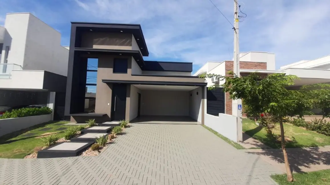 Casa de Condomínio com 3 quartos à venda, 163m2 em Residencial Village Damha III, Araraquara - SP - imagem 1 Foto 1 de Casa de Condomínio com 3 quartos à venda, 163m2 em Residencial Village Damha III, Araraquara - SP