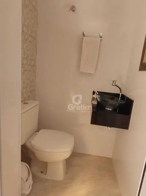 Casa de Condomínio com 3 quartos à venda, 196m2 em Vila Xavier (Vila Xavier), Araraquara - SP - imagem 7 Foto 7 de Casa de Condomínio com 3 quartos à venda, 196m2 em Vila Xavier (Vila Xavier), Araraquara - SP