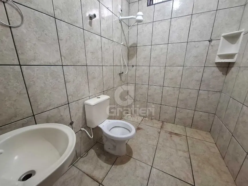 Foto 6 de Casa com 2 quartos para alugar, 75m2 em Jardim Arangá, Araraquara - SP