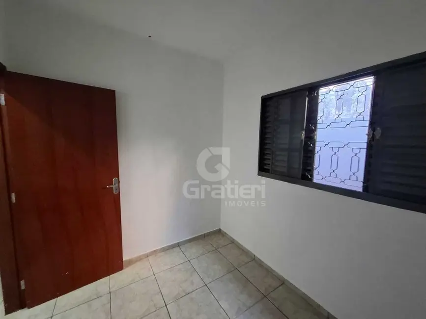 Foto 7 de Casa com 2 quartos para alugar, 75m2 em Jardim Arangá, Araraquara - SP
