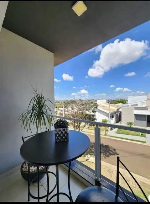 Foto 7 de Sobrado com 3 quartos à venda, 239m2 em Residencial Village Damha II, Araraquara - SP