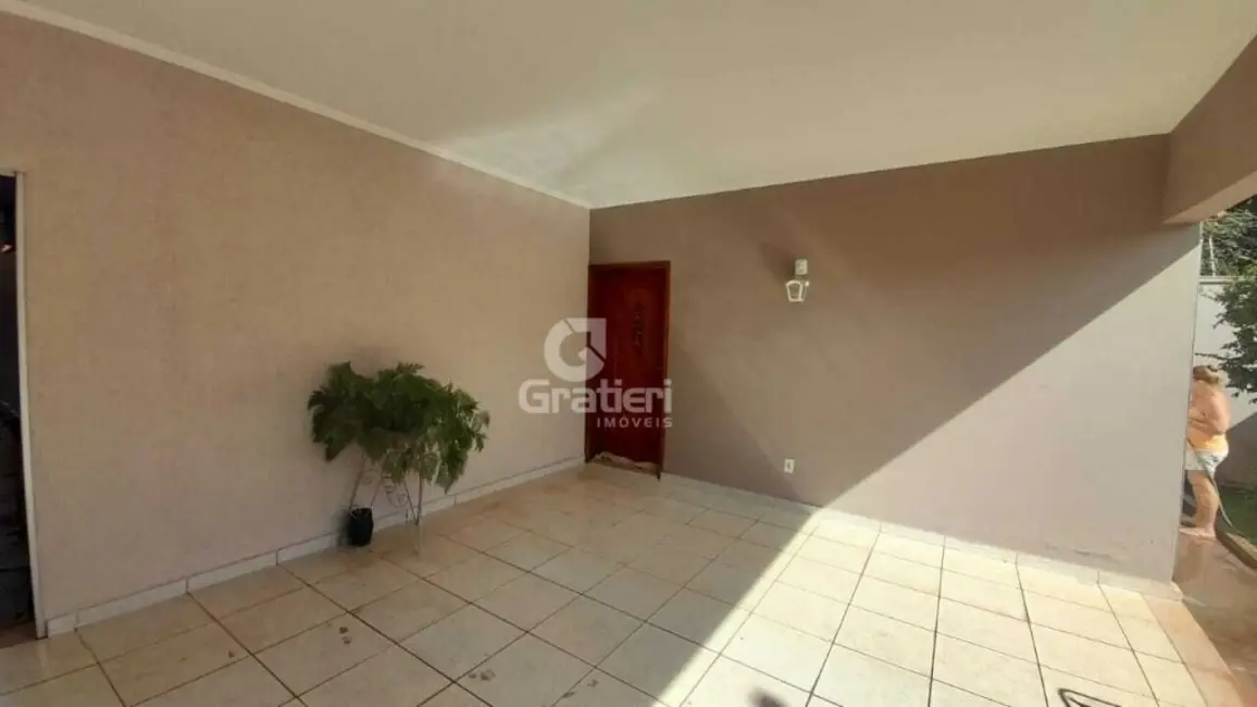 Casa com 4 quartos à venda, 154m2 em Jardim Arangá, Araraquara - SP - imagem 6 Foto 6 de Casa com 4 quartos à venda, 154m2 em Jardim Arangá, Araraquara - SP