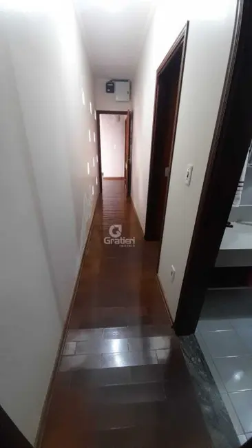 Casa com 4 quartos à venda, 154m2 em Jardim Arangá, Araraquara - SP - imagem 9 Foto 9 de Casa com 4 quartos à venda, 154m2 em Jardim Arangá, Araraquara - SP