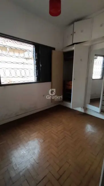 Casa com 3 quartos à venda, 205m2 em Centro, Araraquara - SP - imagem 7 Foto 7 de Casa com 3 quartos à venda, 205m2 em Centro, Araraquara - SP
