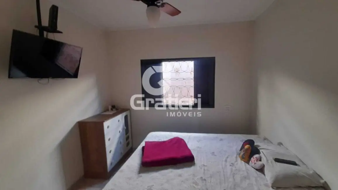 Casa com 3 quartos à venda, 196m2 em Vila Santana, Araraquara - SP - imagem 7 Foto 7 de Casa com 3 quartos à venda, 196m2 em Vila Santana, Araraquara - SP