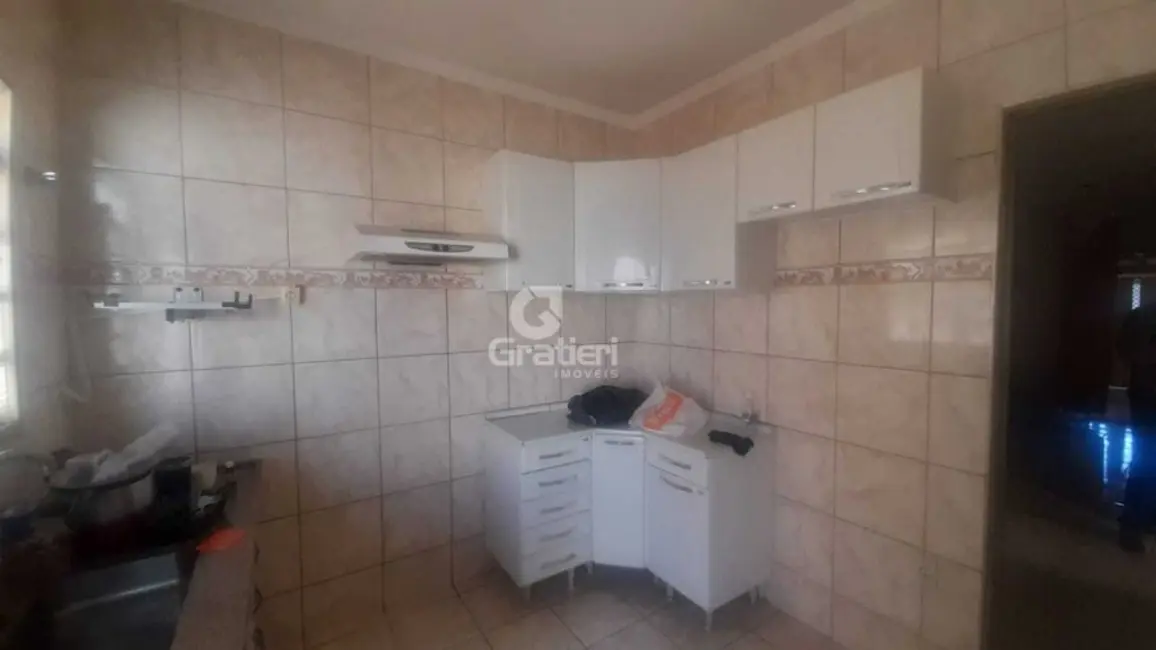 Casa com 3 quartos à venda, 157m2 em Parque Igaçaba, Araraquara - SP - imagem 9 Foto 9 de Casa com 3 quartos à venda, 157m2 em Parque Igaçaba, Araraquara - SP