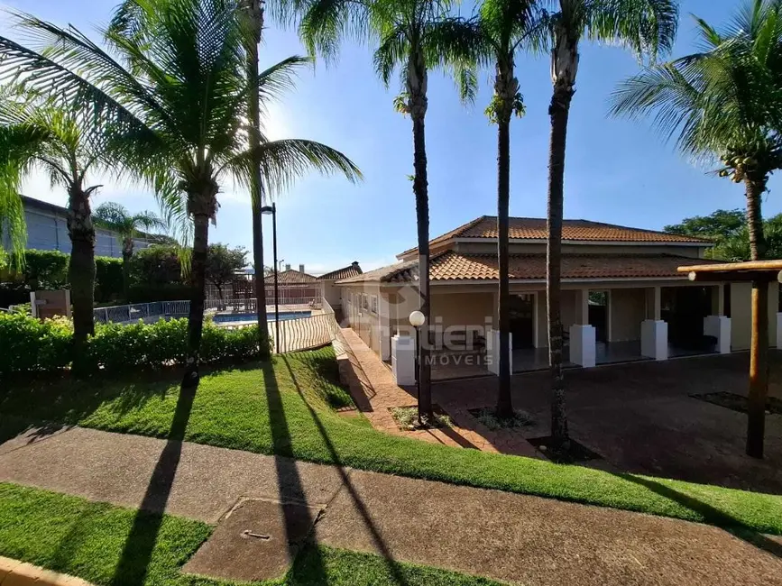 Casa de Condomínio com 3 quartos à venda, 70m2 em Centro, Araraquara - SP - imagem 3 Foto 3 de Casa de Condomínio com 3 quartos à venda, 70m2 em Centro, Araraquara - SP