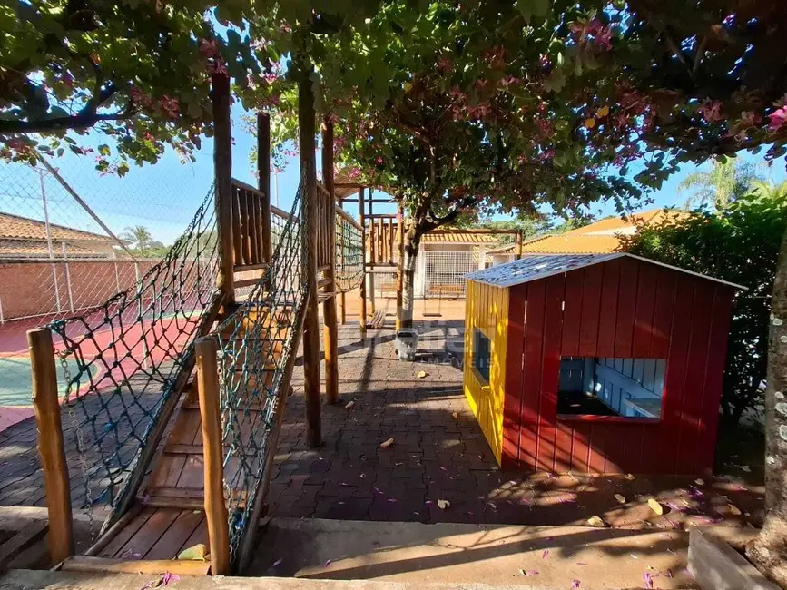 Casa de Condomínio com 3 quartos à venda, 70m2 em Centro, Araraquara - SP - imagem 5 Foto 5 de Casa de Condomínio com 3 quartos à venda, 70m2 em Centro, Araraquara - SP