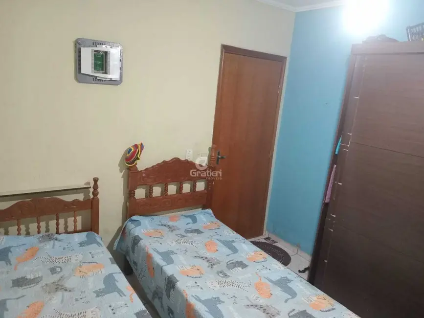 Casa com 2 quartos à venda, 87m2 em Jardim Victório Antônio de Santi II, Araraquara - SP - imagem 7 Foto 7 de Casa com 2 quartos à venda, 87m2 em Jardim Victório Antônio de Santi II, Araraquara - SP
