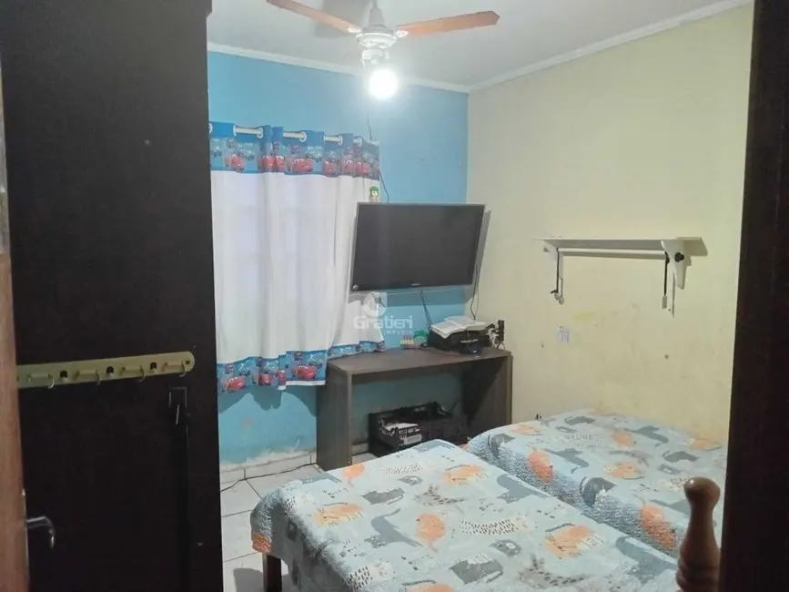 Casa com 2 quartos à venda, 87m2 em Jardim Victório Antônio de Santi II, Araraquara - SP - imagem 5 Foto 5 de Casa com 2 quartos à venda, 87m2 em Jardim Victório Antônio de Santi II, Araraquara - SP