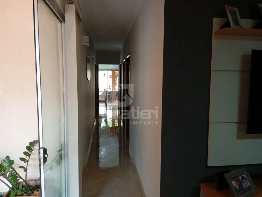 Casa com 3 quartos à venda, 123m2 em Residencial Acapulco, Araraquara - SP - imagem 4 Foto 4 de Casa com 3 quartos à venda, 123m2 em Residencial Acapulco, Araraquara - SP