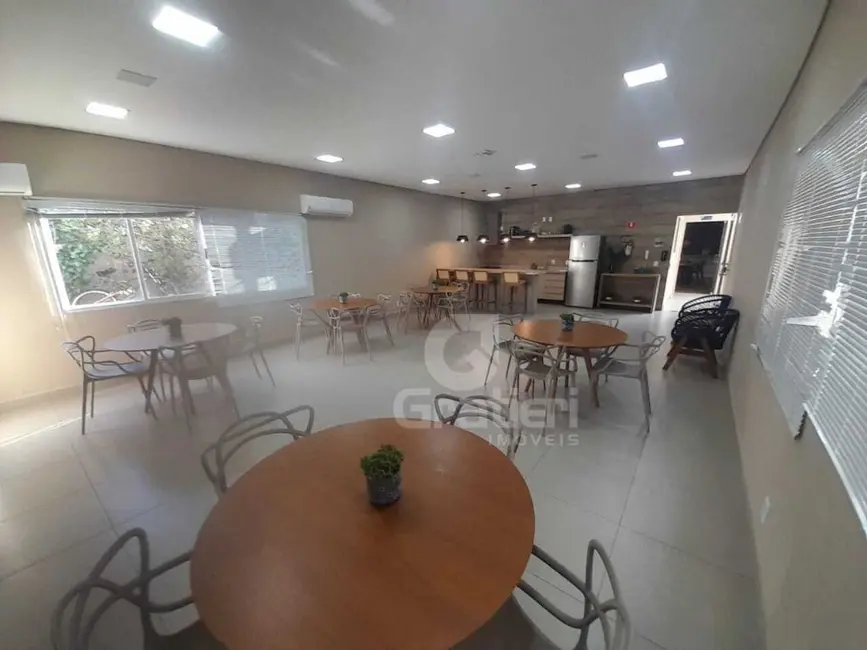 Foto 3 de Apartamento com 2 quartos à venda, 50m2 em Jardim Residencial Paraíso, Araraquara - SP