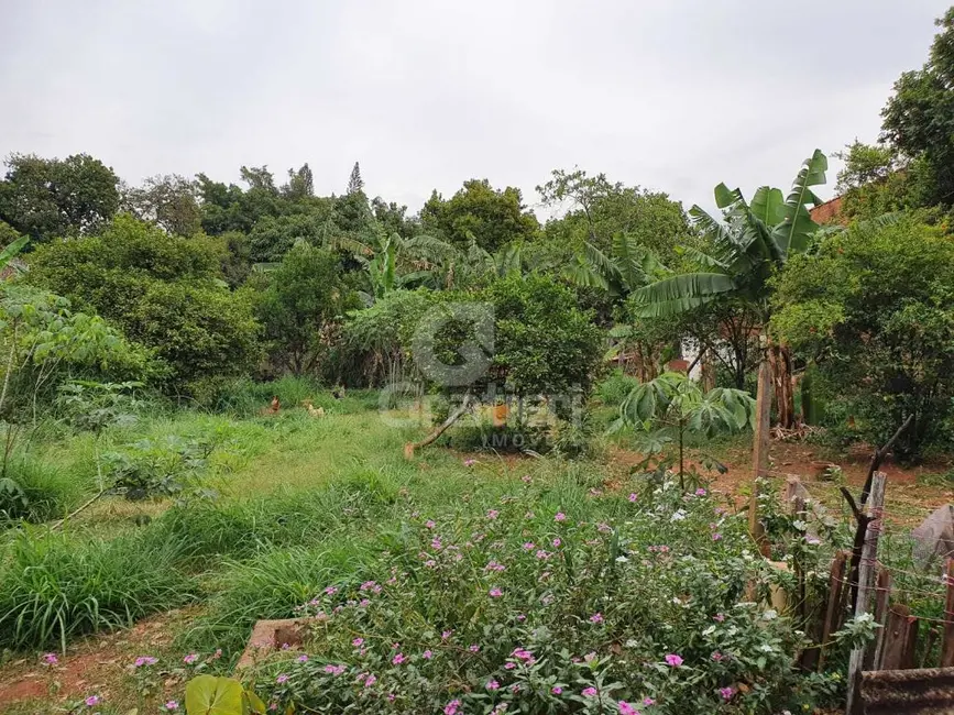 Terreno / Lote à venda, 1827m2 em Vila Vieira (Vila Xavier), Araraquara - SP - imagem 1 Foto 1 de Terreno / Lote à venda, 1827m2 em Vila Vieira (Vila Xavier), Araraquara - SP