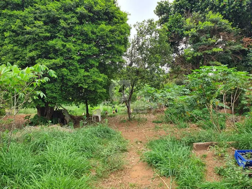Terreno / Lote à venda, 1827m2 em Vila Vieira (Vila Xavier), Araraquara - SP - imagem 3 Foto 3 de Terreno / Lote à venda, 1827m2 em Vila Vieira (Vila Xavier), Araraquara - SP