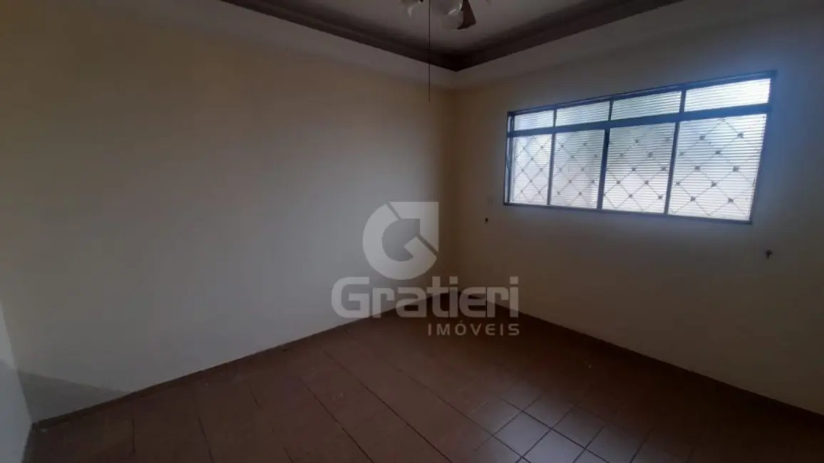 Casa com 3 quartos à venda, 149m2 em Parque São Paulo (Vila Xavier), Araraquara - SP - imagem 3 Foto 3 de Casa com 3 quartos à venda, 149m2 em Parque São Paulo (Vila Xavier), Araraquara - SP
