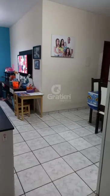 Casa com 2 quartos à venda, 91m2 em Jardim Imperador, Araraquara - SP - imagem 4 Foto 4 de Casa com 2 quartos à venda, 91m2 em Jardim Imperador, Araraquara - SP