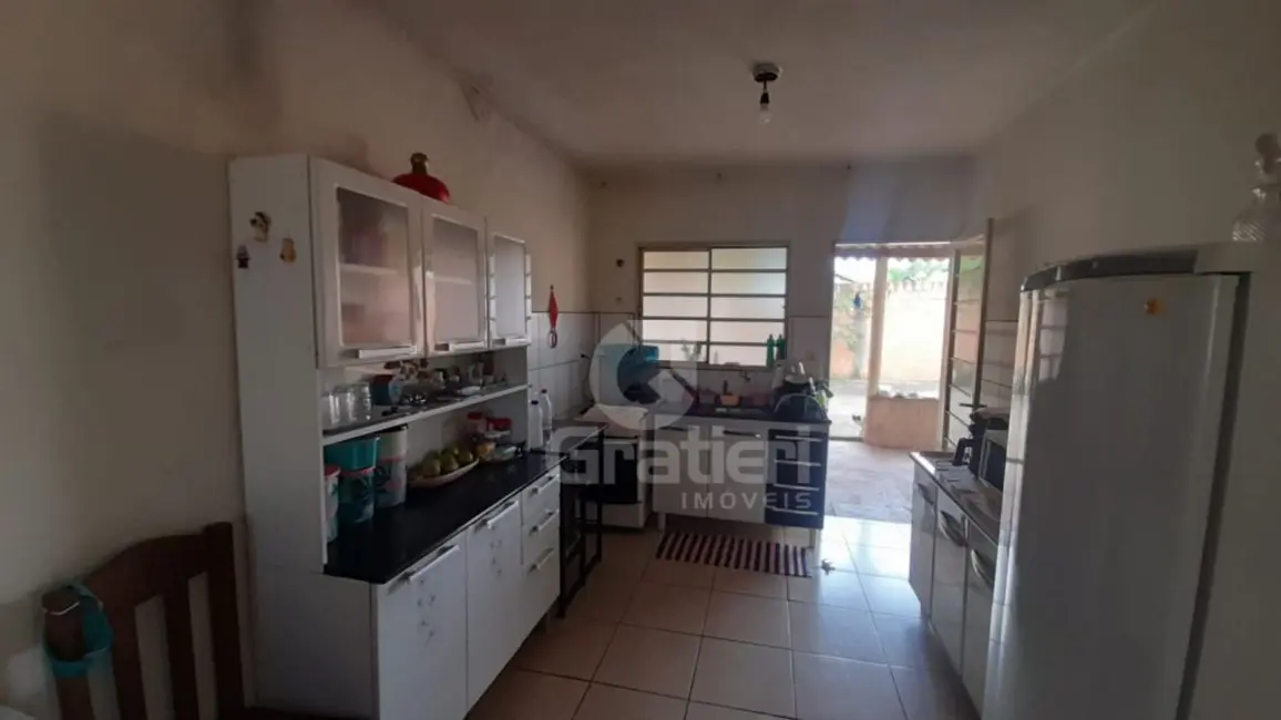 Casa com 2 quartos à venda, 60m2 em Jardim Roberto Selmi Dei, Araraquara - SP - imagem 7 Foto 7 de Casa com 2 quartos à venda, 60m2 em Jardim Roberto Selmi Dei, Araraquara - SP