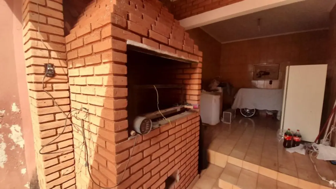 Casa com 3 quartos à venda, 216m2 em Jardim Eliana, Araraquara - SP - imagem 8 Foto 8 de Casa com 3 quartos à venda, 216m2 em Jardim Eliana, Araraquara - SP