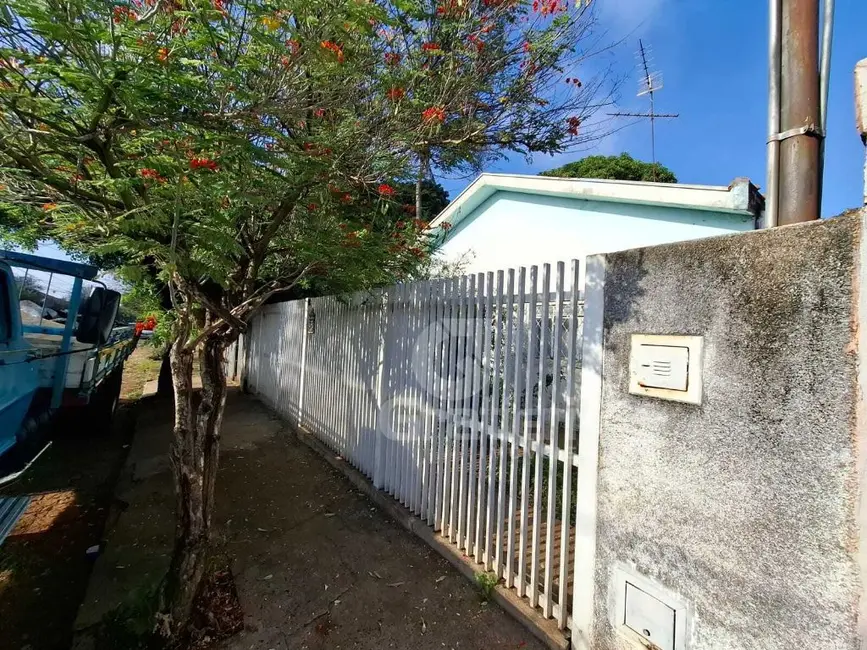 Casa com 3 quartos à venda, 162m2 em Vila Furlan, Araraquara - SP - imagem 1 Foto 1 de Casa com 3 quartos à venda, 162m2 em Vila Furlan, Araraquara - SP