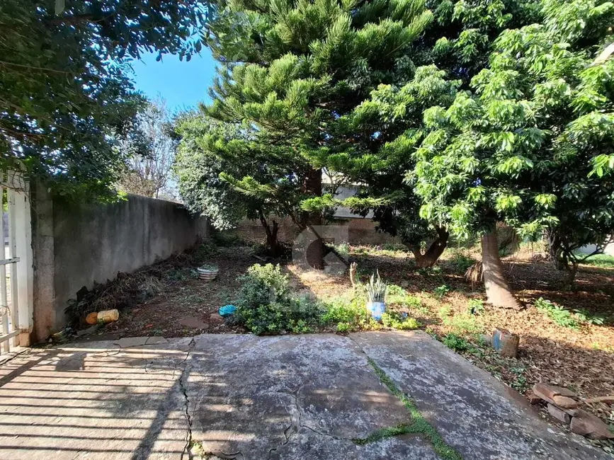 Casa com 3 quartos à venda, 162m2 em Vila Furlan, Araraquara - SP - imagem 2 Foto 2 de Casa com 3 quartos à venda, 162m2 em Vila Furlan, Araraquara - SP