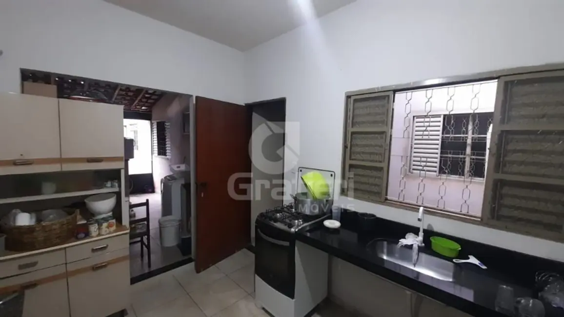 Casa com 3 quartos à venda, 107m2 em Jardim Imperial, Araraquara - SP - imagem 8 Foto 8 de Casa com 3 quartos à venda, 107m2 em Jardim Imperial, Araraquara - SP