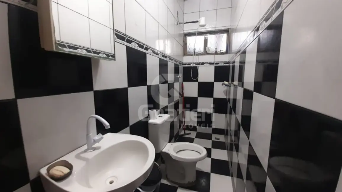 Casa com 3 quartos à venda, 107m2 em Jardim Imperial, Araraquara - SP - imagem 9 Foto 9 de Casa com 3 quartos à venda, 107m2 em Jardim Imperial, Araraquara - SP